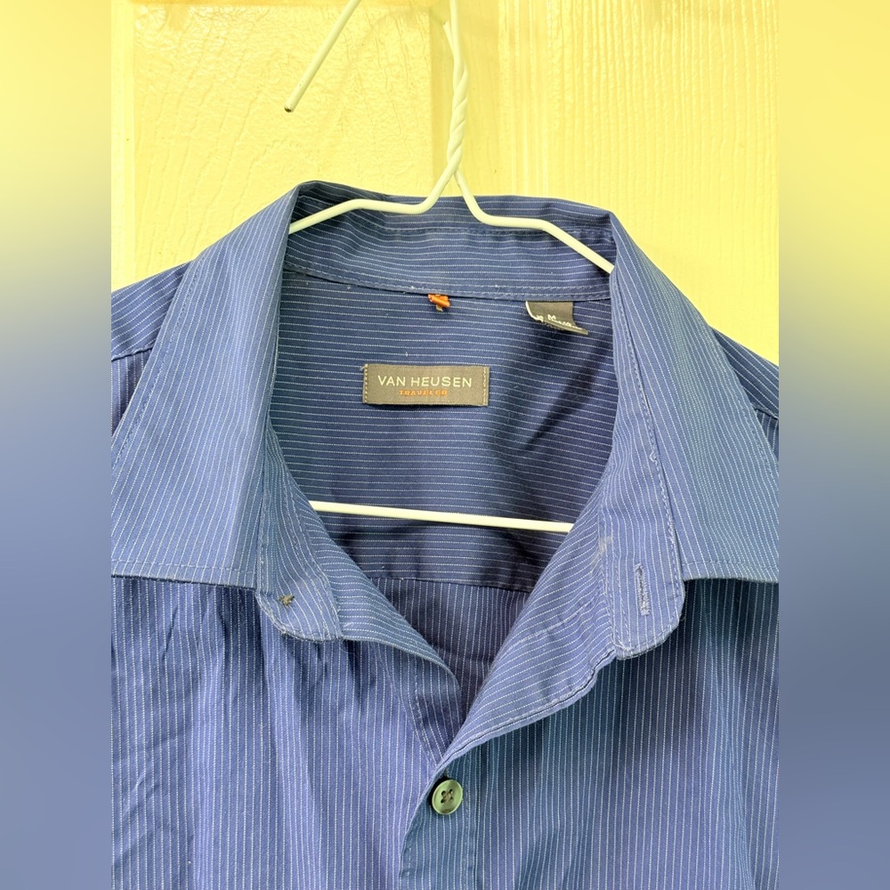 Van Heusen Traveler Blue Micro-Stripe Stretch Shirt M (15-15.5)